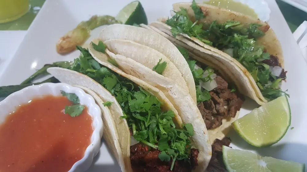 3 Soft Tacos