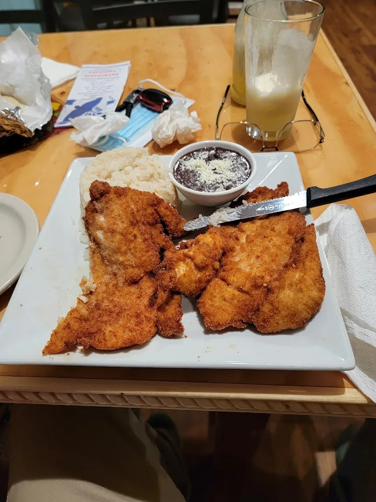 Milaneza De Pollo O Bistec Breaded Chicken or Steak